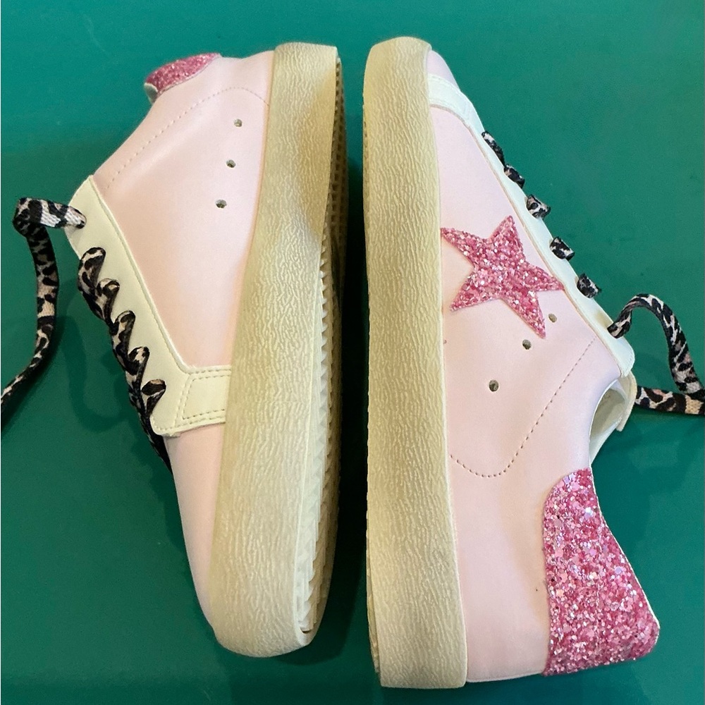 NWOB Mi.Im Skylar Pink and White Women's Sneakers Size 7.5 - Picture 7 of 9